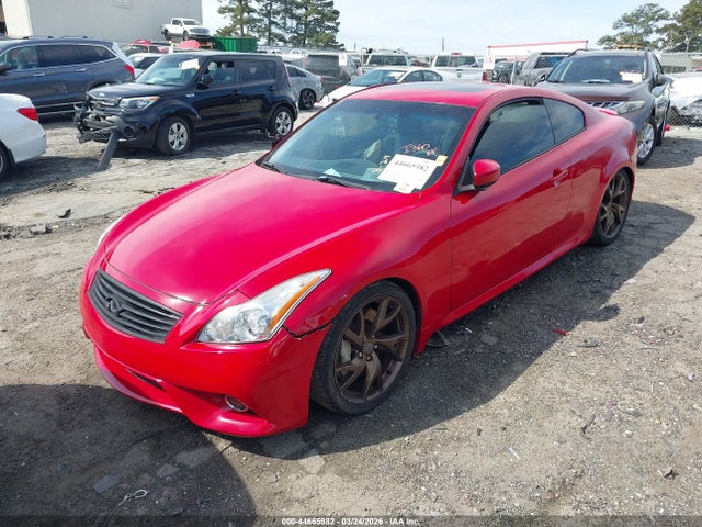INFINITI G37 Sport