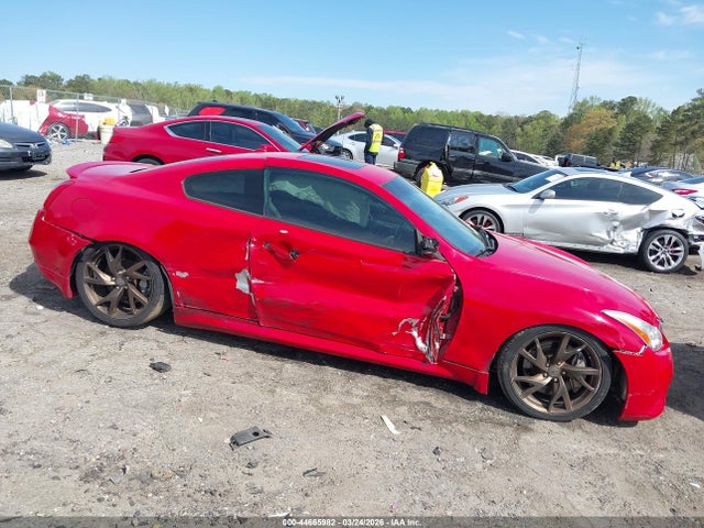 INFINITI G37 Sport