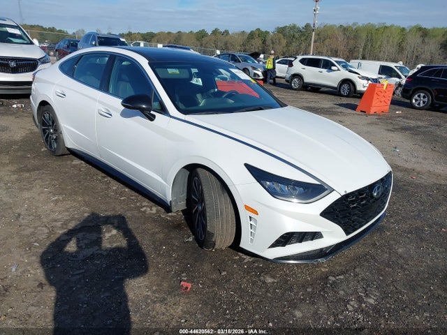 Salvage Hyundai SONATA Image