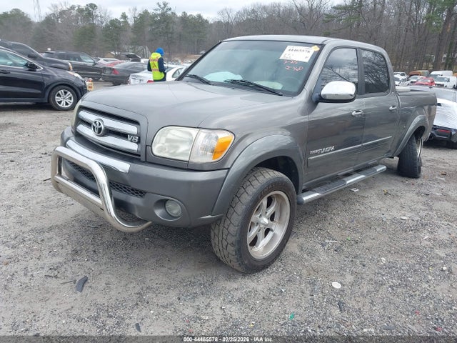 Toyota Tundra Sr5 V8