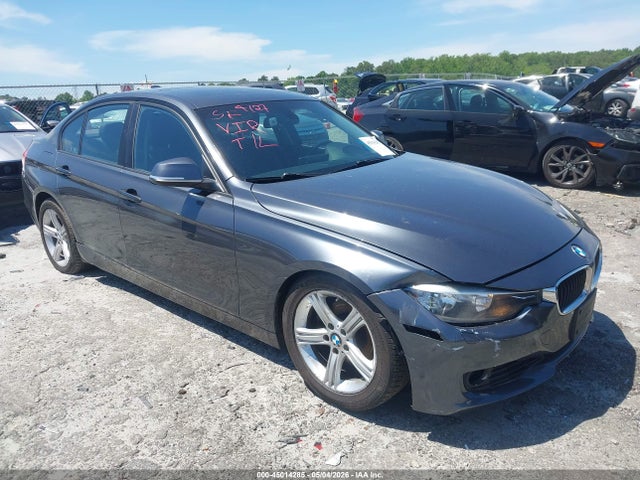 Salvage BMW 3 Series Image