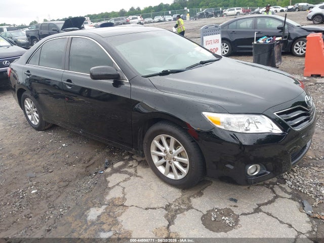 Salvage Toyota Camry Image
