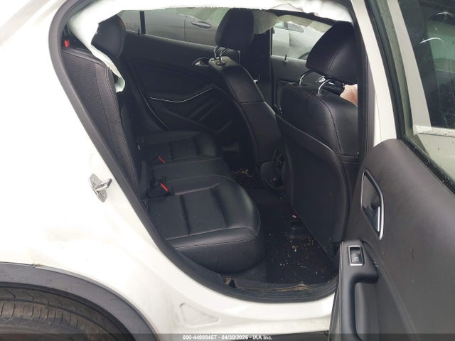 Mercedes-Benz GLA 4matic