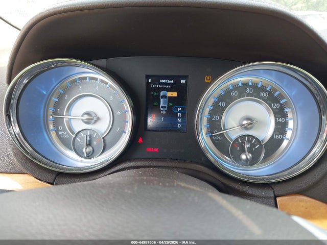 Chrysler 300c Awd