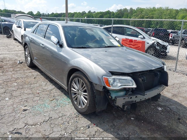 Salvage Chrysler 300c Image
