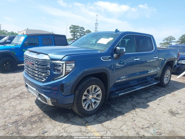 GMC Sierra 1500 4wd  Short Box Denali
