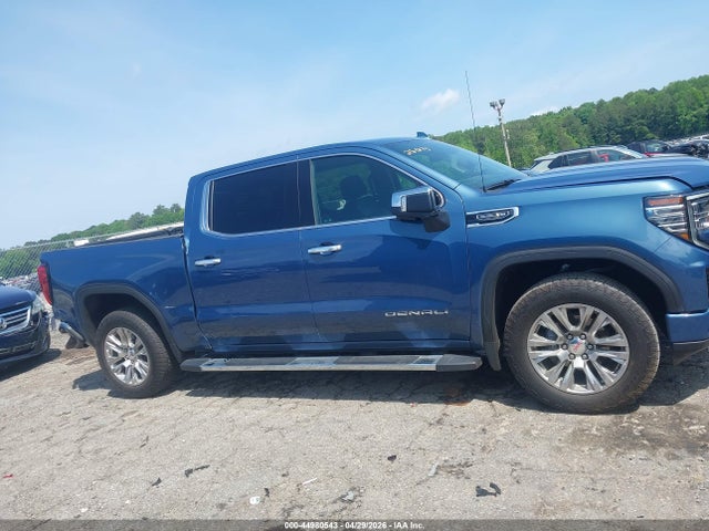 GMC Sierra 1500 4wd  Short Box Denali