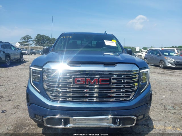 GMC Sierra 1500 4wd  Short Box Denali