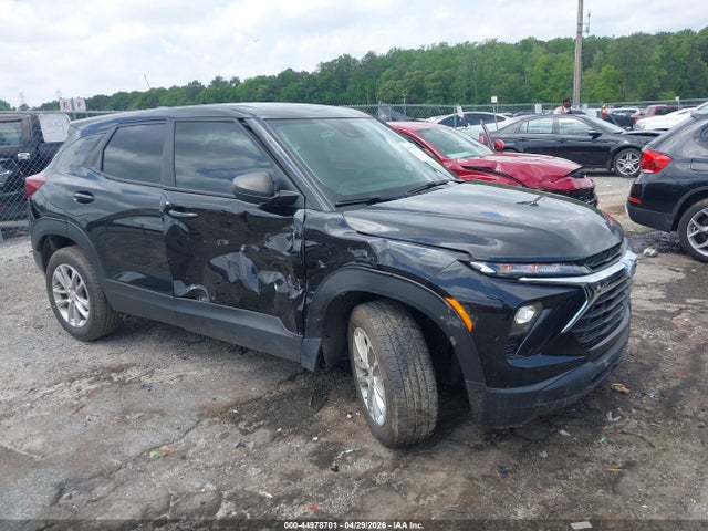 Salvage Chevrolet Trailblazer Image