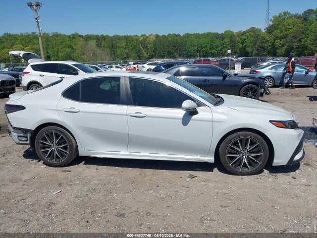 Toyota Camry Se
