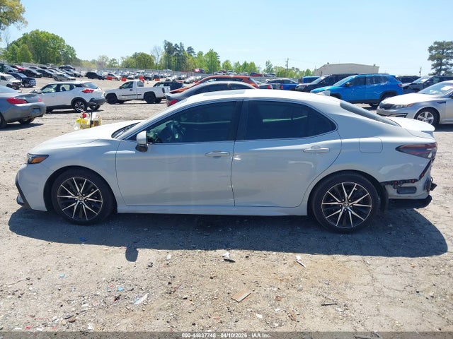 Toyota Camry Se