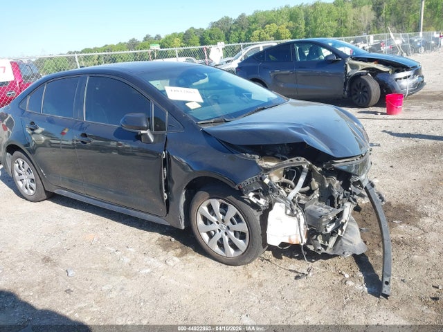 Salvage Toyota Corolla Image