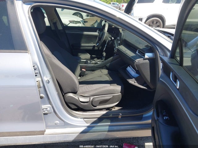 Kia K5 Lxs