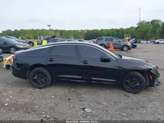 Kia K5 Lxs