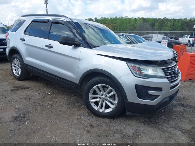 Salvage Ford Explorer Image