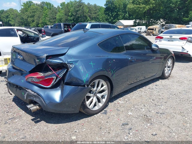 Hyundai Genesis 3.8 Grand Touring