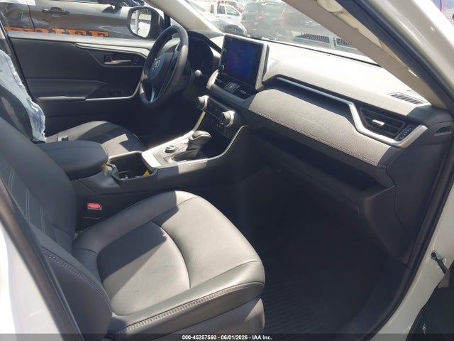 Toyota RAV4 Xle Premium
