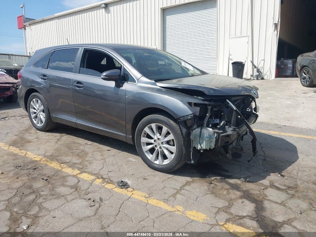 Salvage Toyota Venza Image