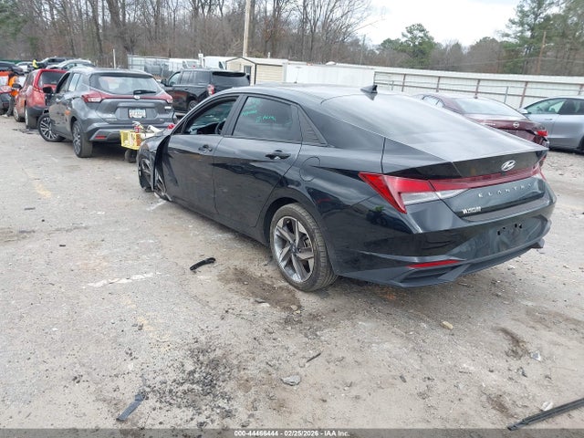 Hyundai ELANTRA Sel