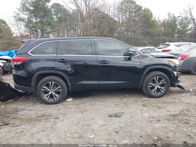 Toyota Highlander Le