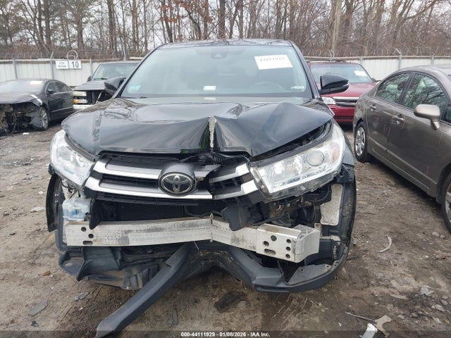 Toyota Highlander Le