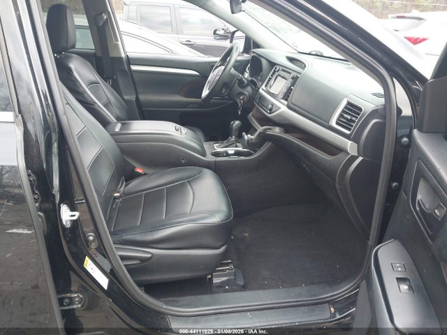 Toyota Highlander Le