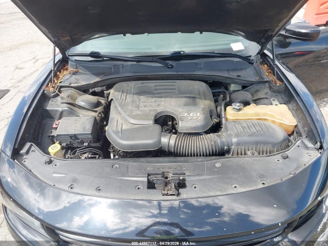 Dodge Charger Sxt
