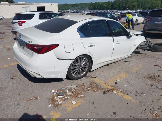 INFINITI Q50 3.0t Luxe
