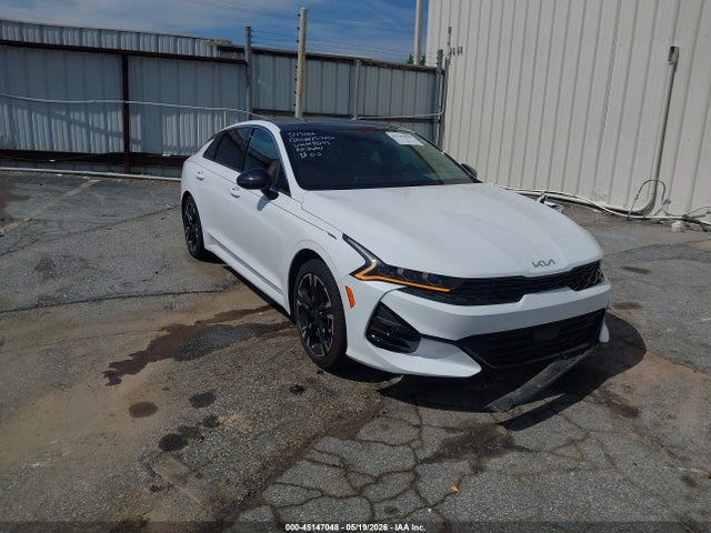 Salvage Kia K5 Image