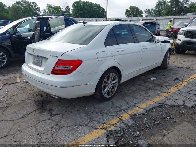 Mercedes-Benz C-Class Luxury 4matic