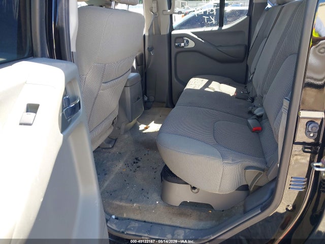 Nissan Frontier Sv