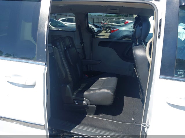 Chrysler Town & Country Touring
