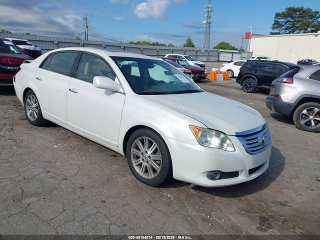 Salvage Toyota Avalon Image