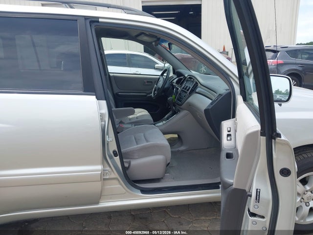Toyota Highlander V6
