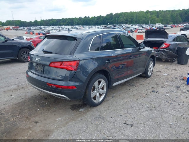 Audi Q5 45 Premium
