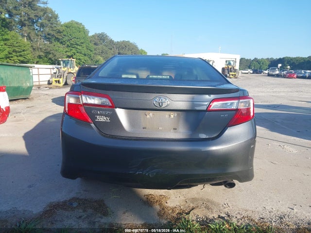 Toyota Camry Se