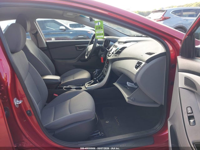 Hyundai ELANTRA Se