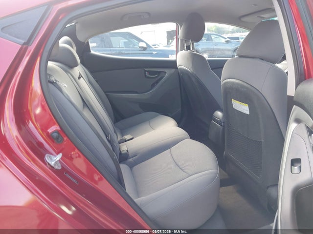 Hyundai ELANTRA Se