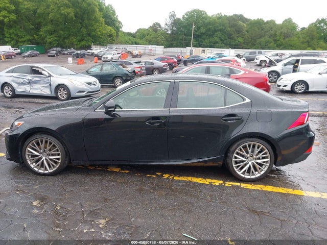 Lexus Is