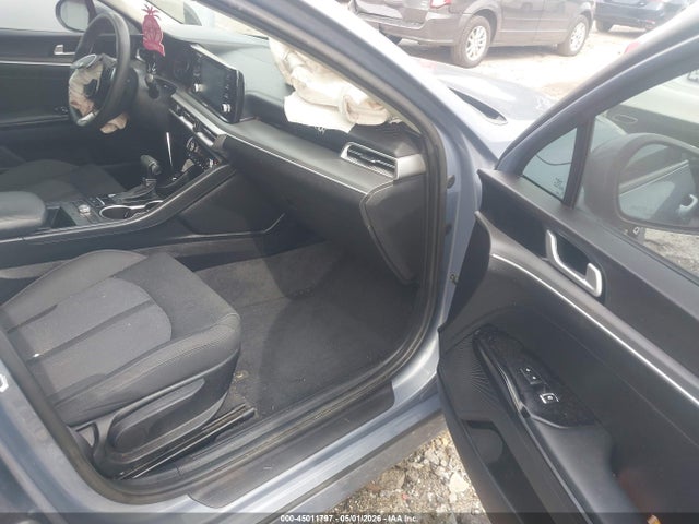 Kia K5 Lxs