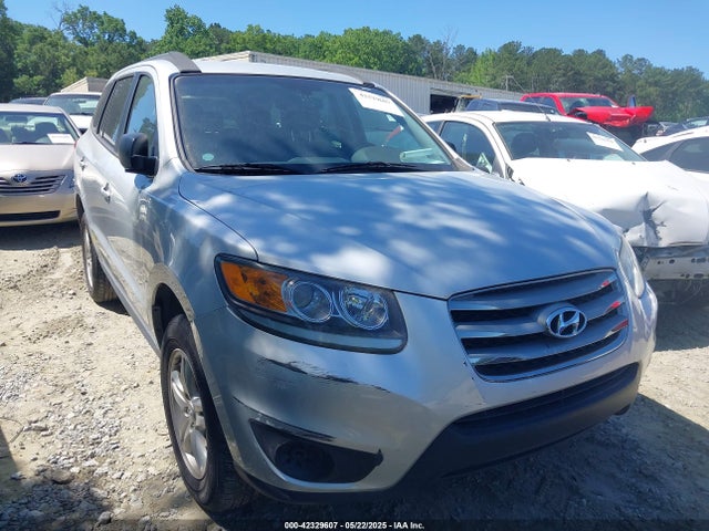 Salvage Hyundai SANTA FE Image