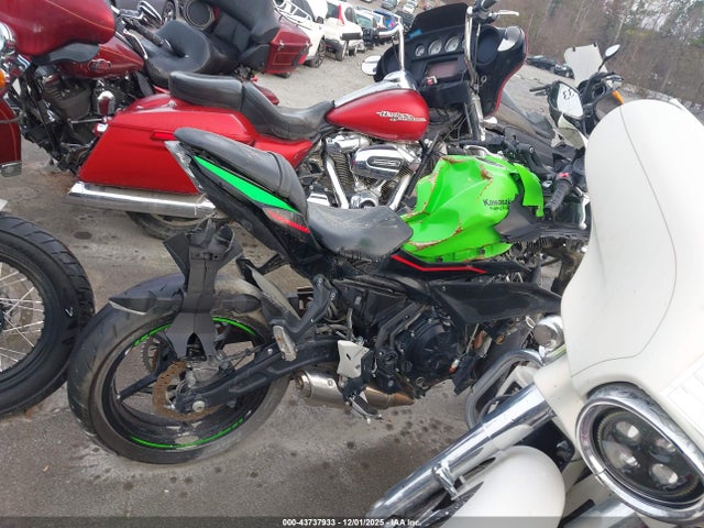 Kawasaki Ex650 N