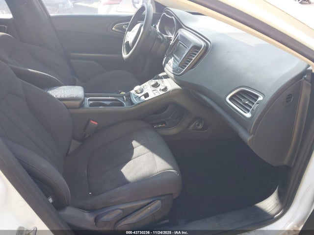 Chrysler 200 Limited