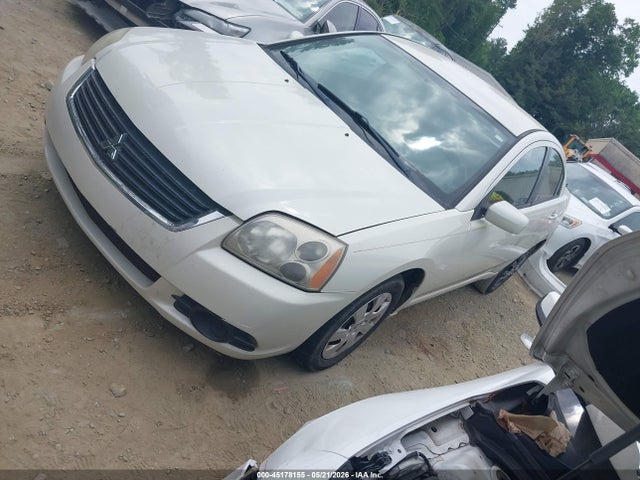 Mitsubishi Galant