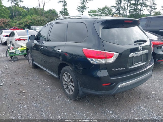 Nissan Pathfinder S