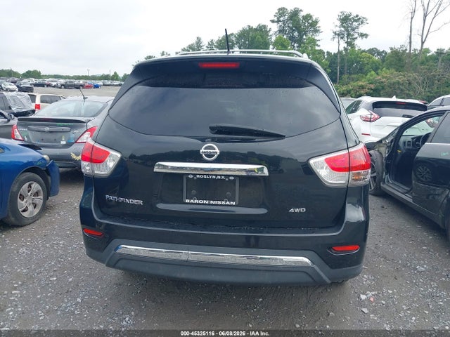Nissan Pathfinder S