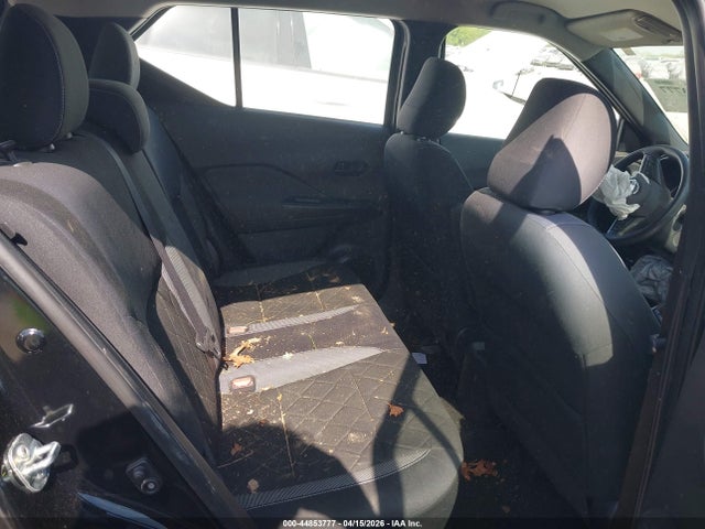 Nissan Kicks S