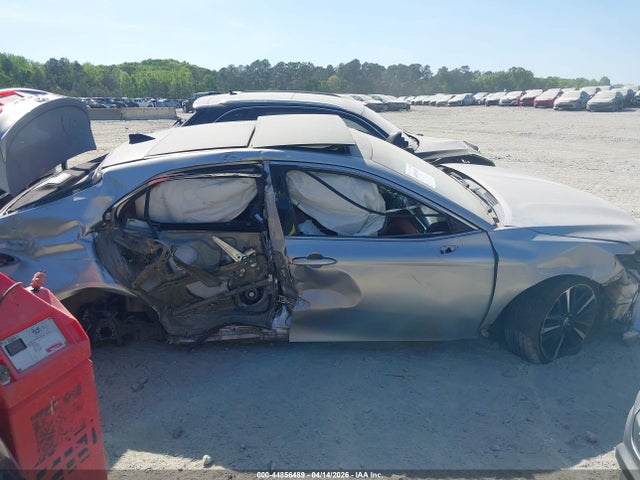 Toyota Camry Xse