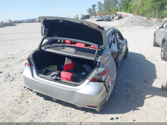 Toyota Camry Xse