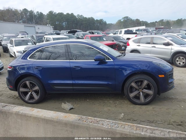Porsche Macan T